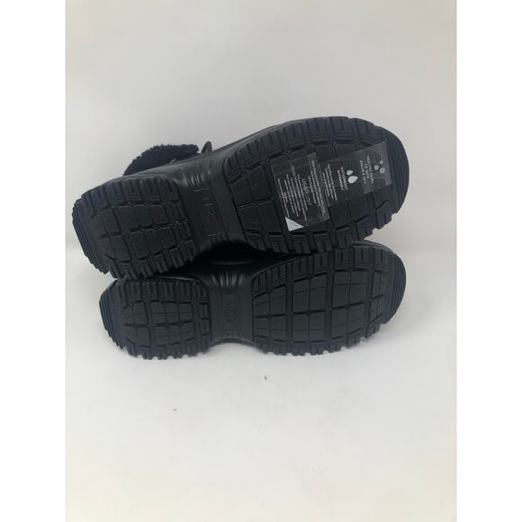 New UGGS Women Black Waterproof Leather Lace Up Boots Size 8 - Picture 8 of 12